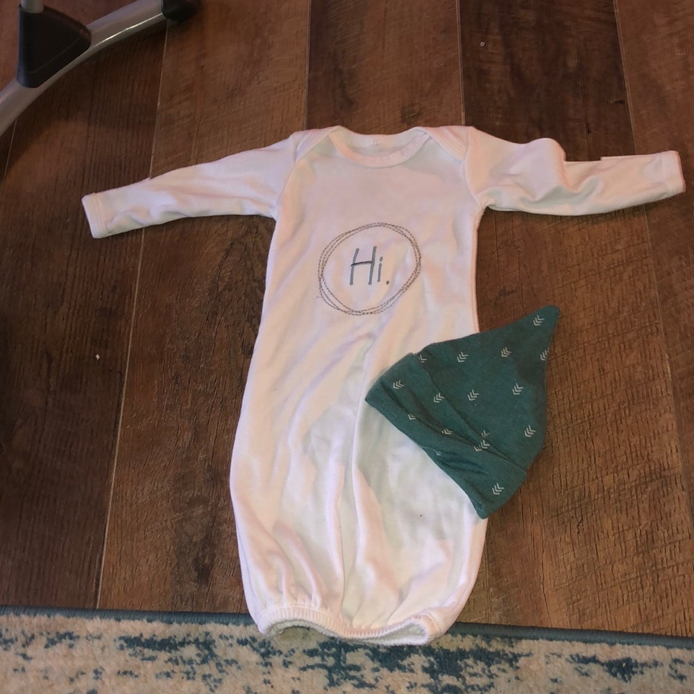 Baby gown and matching hat
